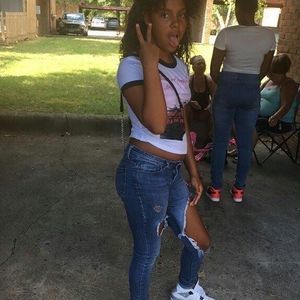 Meet your Posher, Danaysia